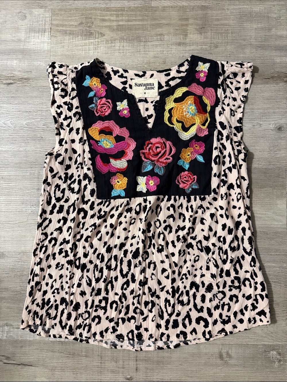 Women’s Savanna Jane top 🖤🩷